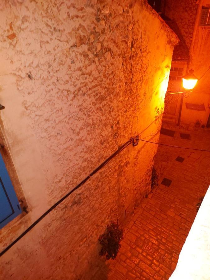 Nona Marija Daire Rovinj Dış mekan fotoğraf